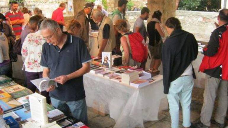 APPUNTAMENTI: I colori del libro, Bagno Vignoni invasa dai libri. Noi ci saremo